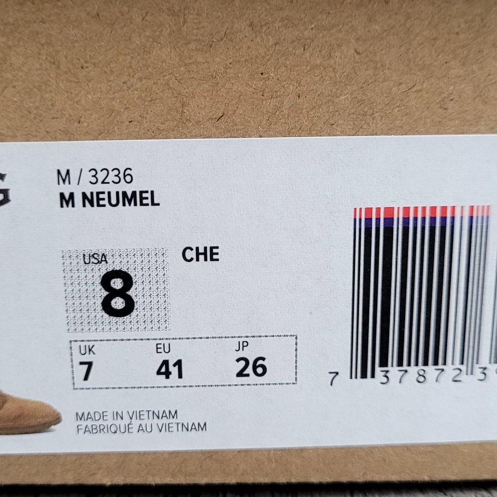 New Never Used With Box UGG Neumel Men's Boots in Chestnut Brown - Picture 2 of 2